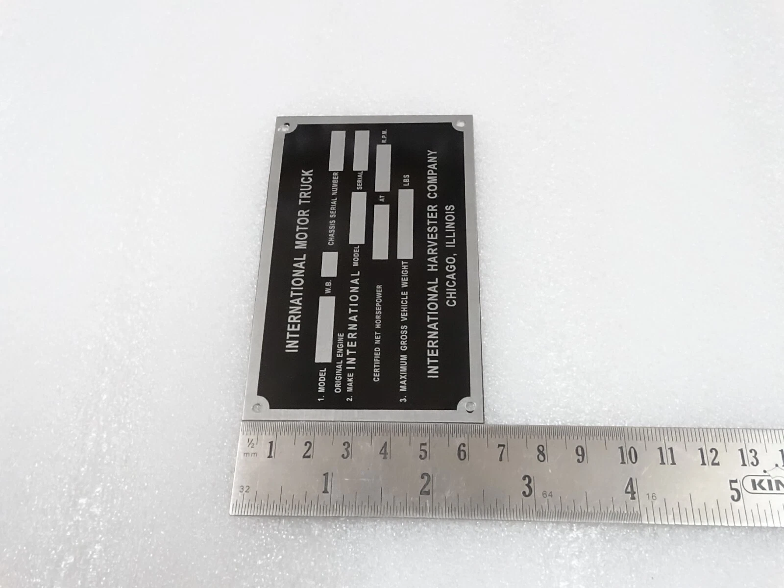 DATA PLATE FITS TO HARVESTER INTERNATIONAL COMPANY 1950-54 #V220-7