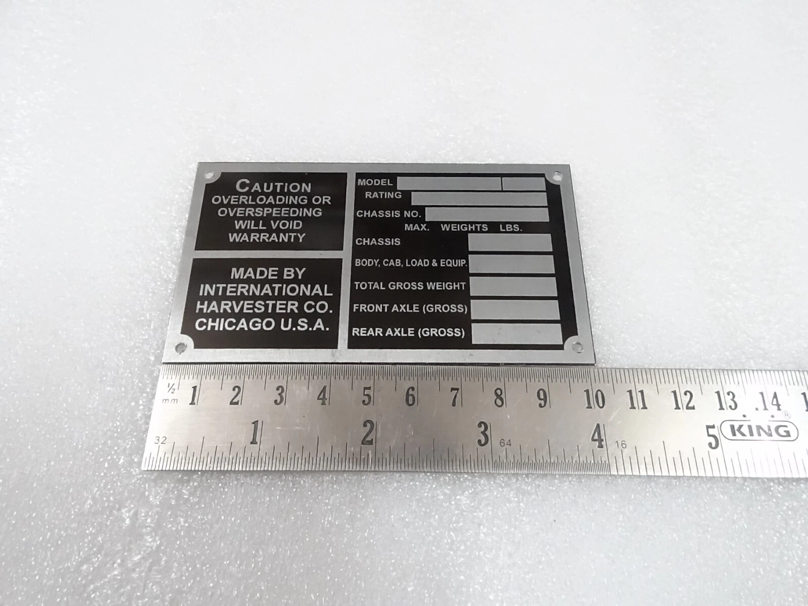 DATA PLATE FITS TO INTERNATIONAL HARVESTER COMPANY 1930 - 40 #V217-7