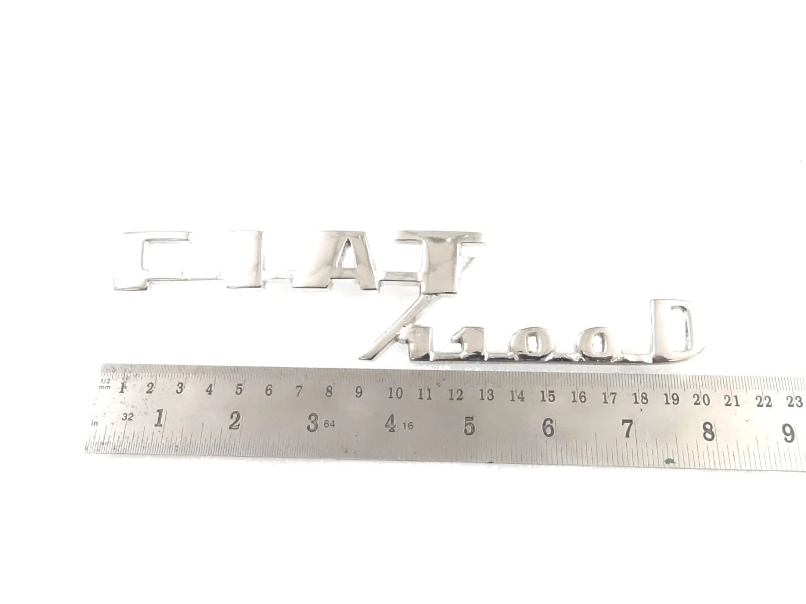 CHROME BADGE EMBLEM FOR VINTAGE CLASSIC FIAT 1100 CAR 1960'S #V418-8