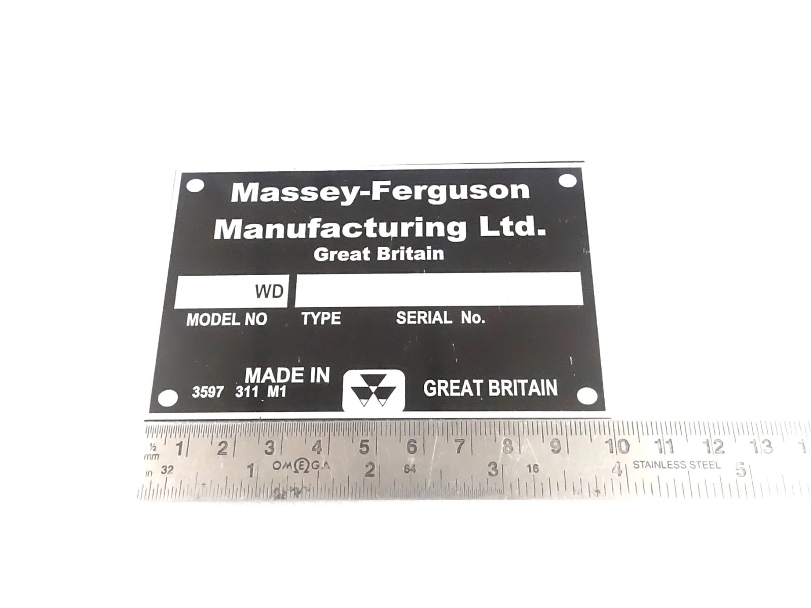 DATA PLATE FITS TO MASSEY FERGUSON TRACTOR GREAT BRITAIN #V477-8