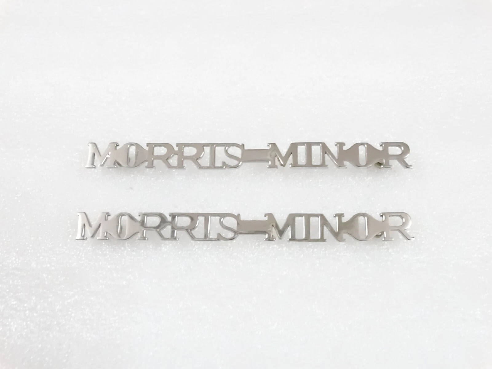 SET OF CHROME BONNET BADGES DECAL MONAGRAM FITS TO VINTAGE MORRIS MINOR #V185-7