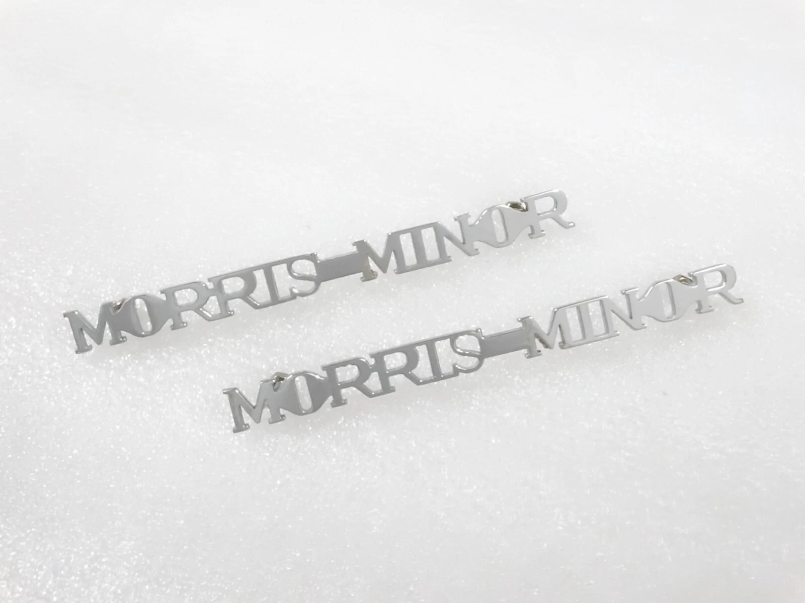 SET OF CHROME BONNET BADGES DECAL MONAGRAM FITS TO VINTAGE MORRIS MINOR #V185-7