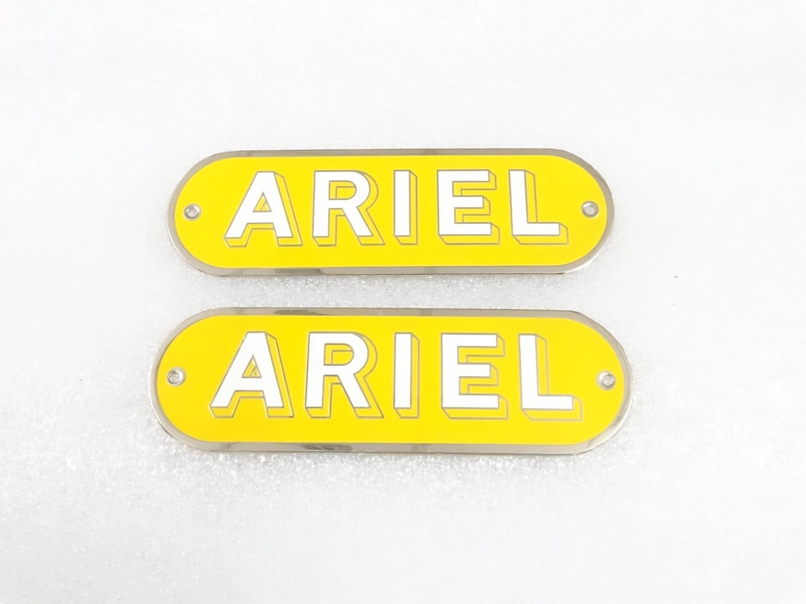 SET OF YELLOW BADGES EMBLEM MONOGRAM FITS VINTAGE ARIEL PETROL FUEL TANK #V201-7