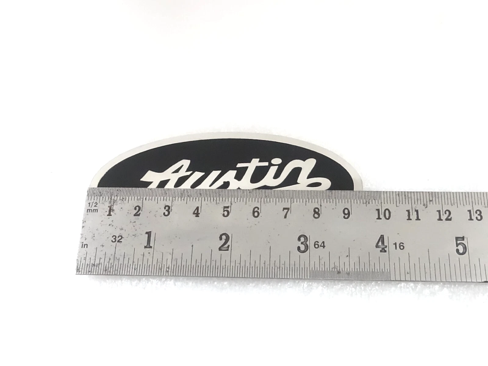 BADGE EMBLEM MONOGRAN FITS CLASSIC VINTAGE AUSTIN CARS #V415-8