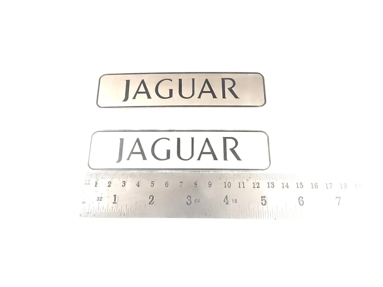 METAL BADGE EMBLEM FOR VINTAGE JAGUAR TRUNK LID #V421-8