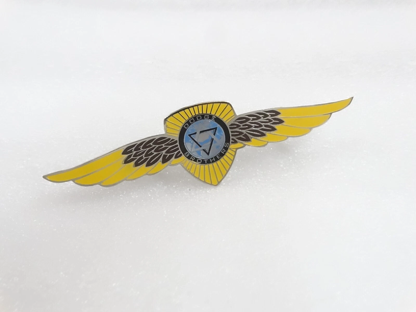 VINTAGE DODGE BROTHERS FRONT GRILL RADIATOR WINGED BADGE EMBLEM #V246-7