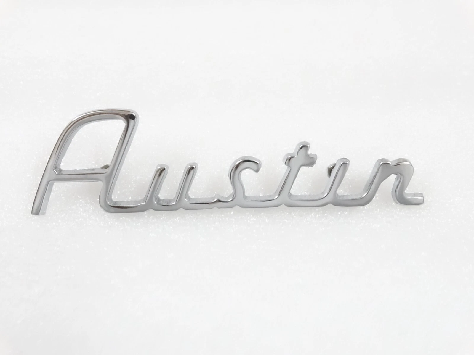 CHROME RADIATOR BADGE DECAL MONOGRAM FITS TO VINTAGE AUSTIN CAR #V186-7