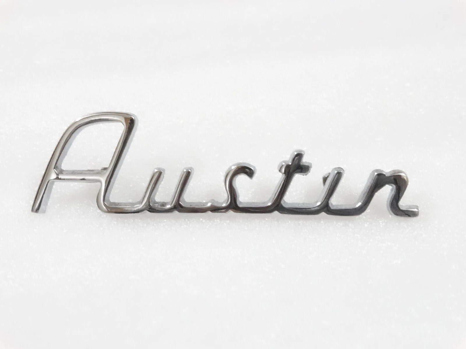 CHROME RADIATOR BADGE DECAL MONOGRAM FITS TO VINTAGE AUSTIN CAR #V186-7