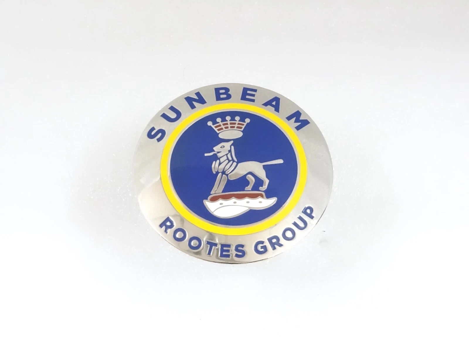 CHROMED AND PAINTED BADGE DECAL EMBLEM FITS TO VINTAGE SUNBEAN ROOTES #V190-7