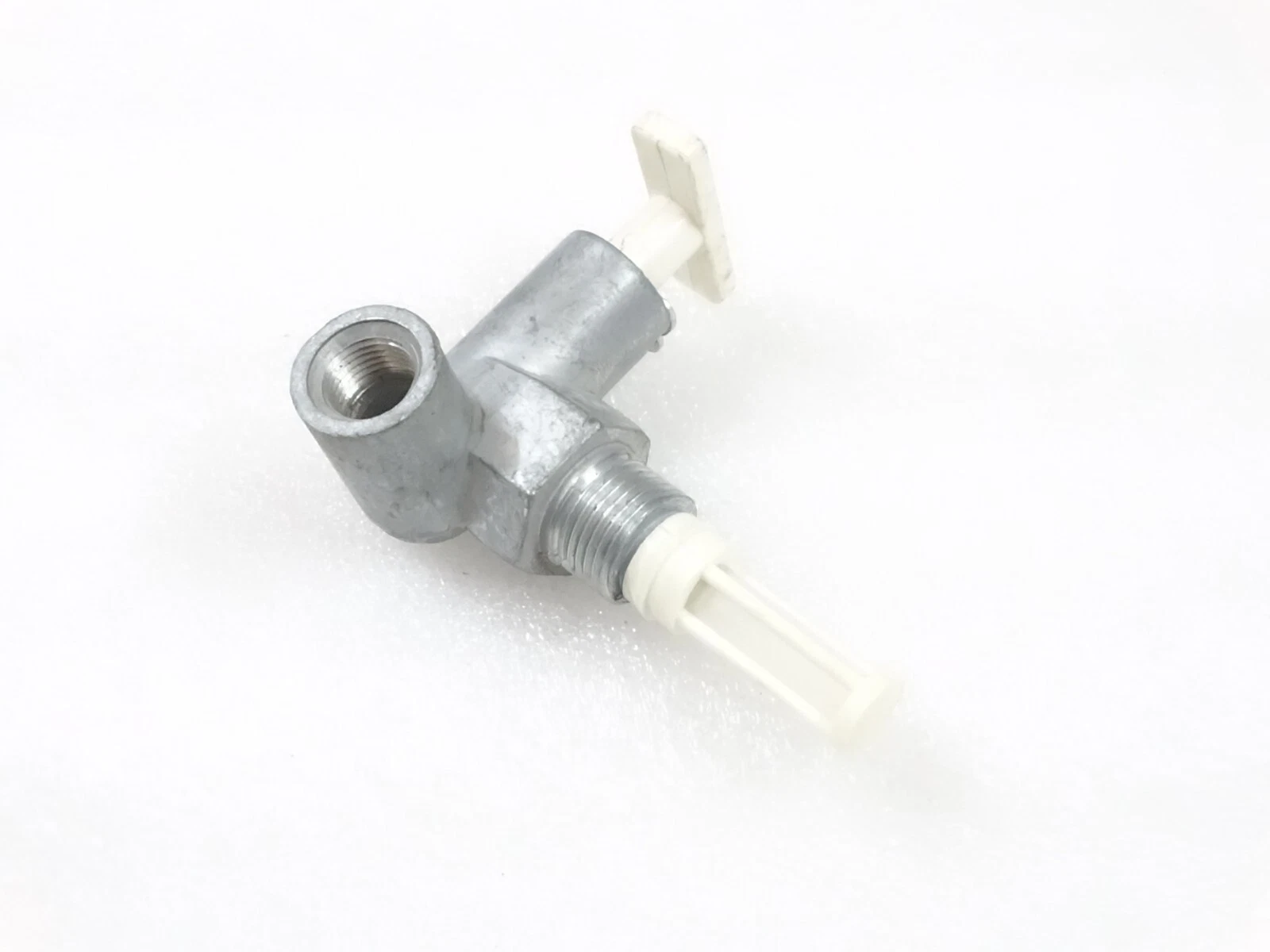 Caltric 898580M91 Fuel Tank Valve Tap For Massey Ferguson 165 168 175 185 #13-21