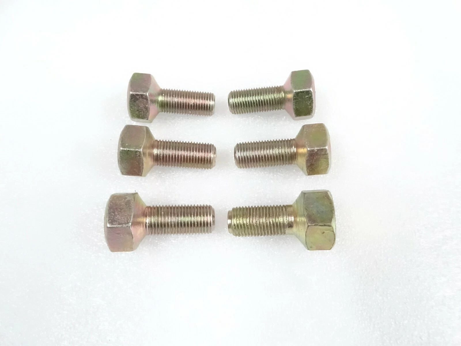 Compatible For Massey Ferguson Tractor 35 65 135 148 Front Wheel Bolts 6 Pcs