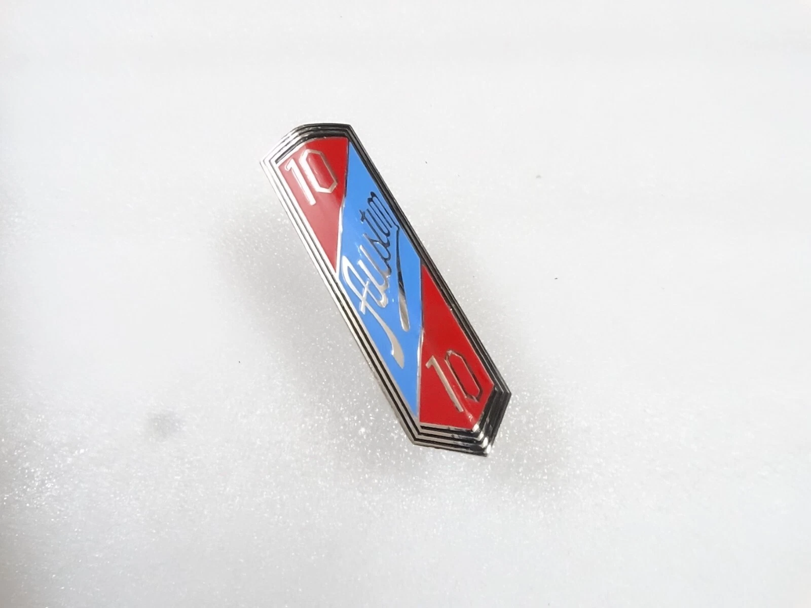 RADIATOR GRILL BADGE EMBLEM MONOGRAM FITS TO VINTAGE CAR AUSTIN 10 #V267-7
