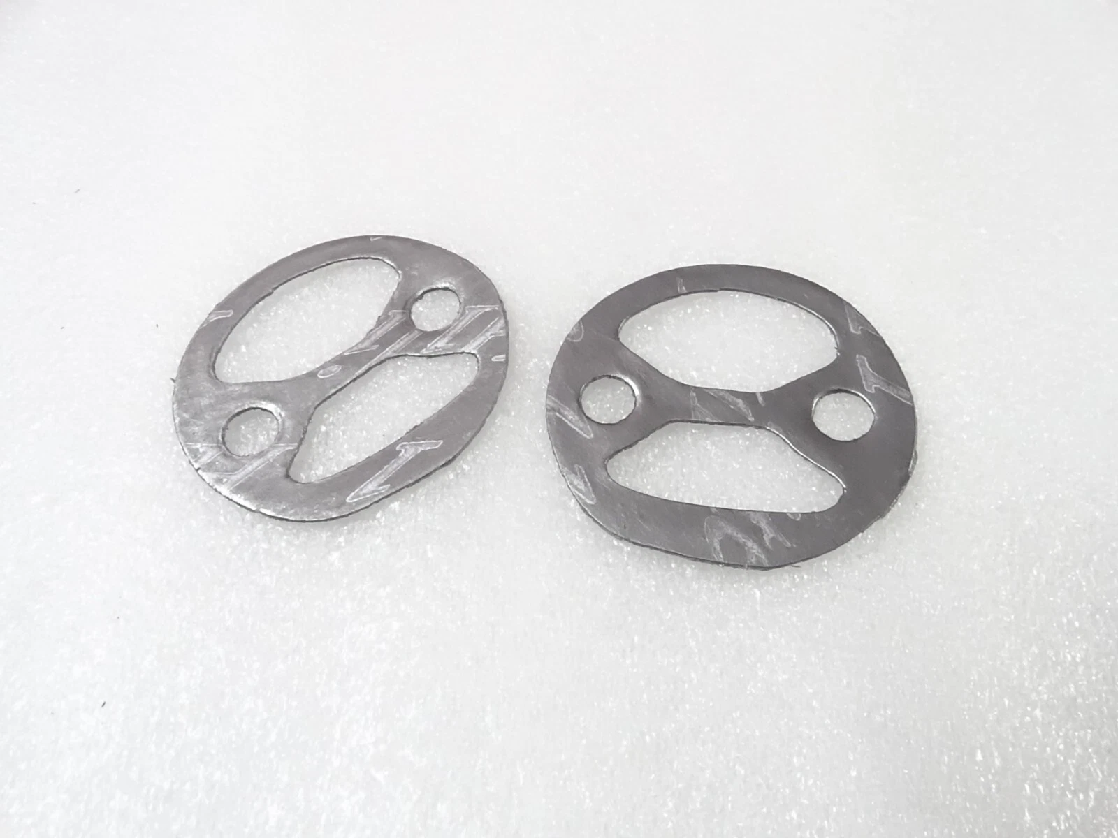 2x Oil Filter Head Gasket For Massey Ferguson 35 35X 50 65 135 148 165 245