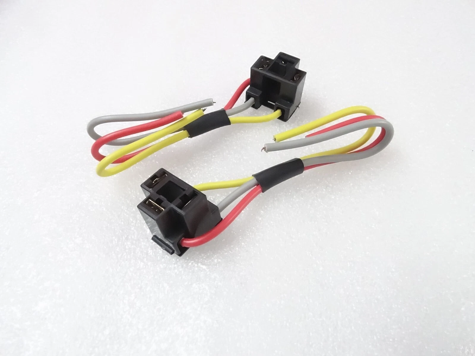 2X Headlight Plug Wiring For Massey Ferguson 135 148 165 240 290 550 590 Tractor