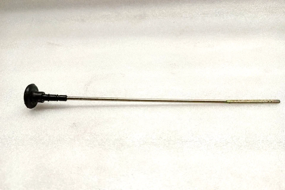 42283 ENGINE OIL DIPSTICK For MASSEY FERGUSON 135 150 230 235 240 245 250 253++