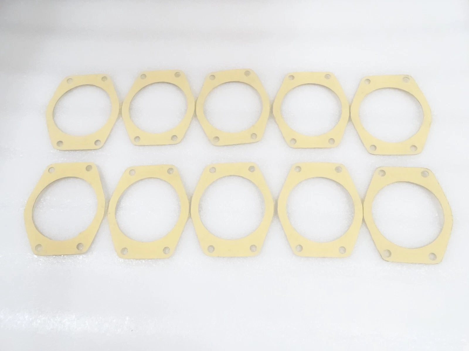 NEW It's free to sell on eBay Not available to Pro sellers Sell one like this Sell something else  Share 10x Water Pump Gasket For Massey Ferguson 35 35x 133 135 148 240 550 Perkins