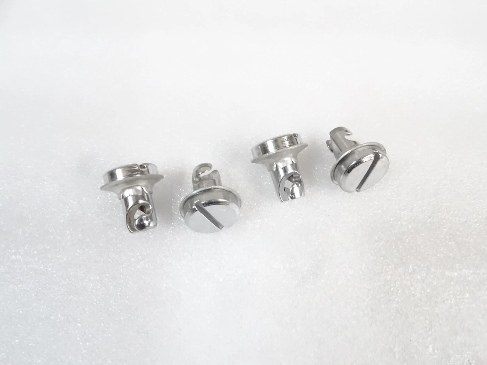 4x For Massey Ferguson MF35 135 1035/826861M1 826861M91 Units Bonnet Screw 14C30