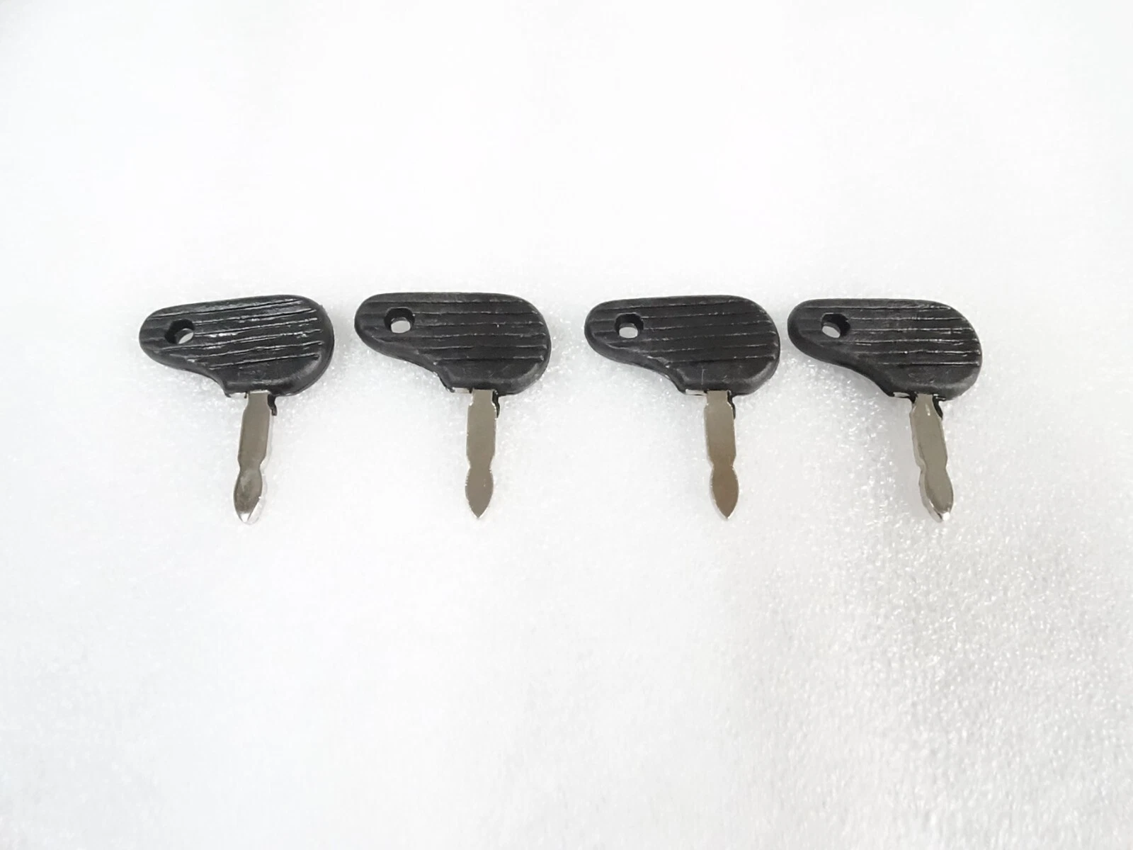 4 X For Massey Ferguson CASE IH Ford JCB Etc. VPF3201 Vapormatic Key #15A13