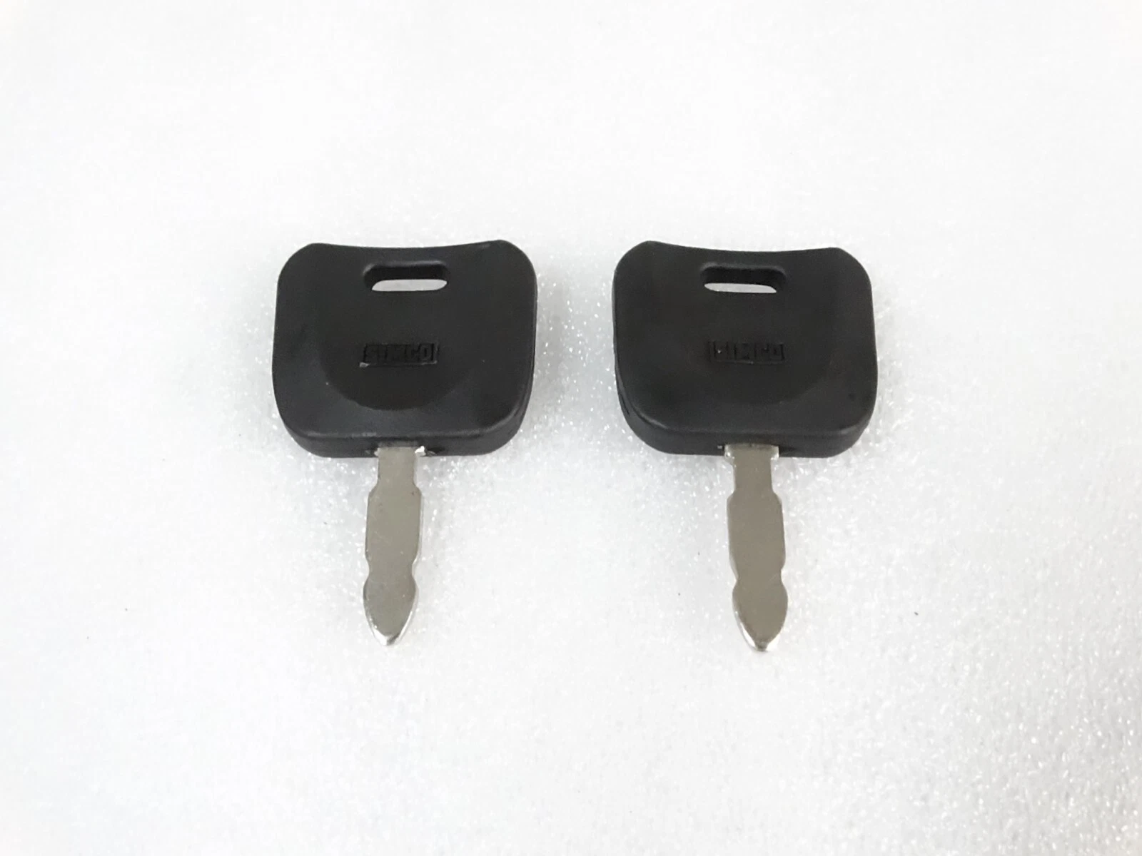 For Massey Ferguson Tractor Ignition Key (Pair) 3813361M1 #15A17