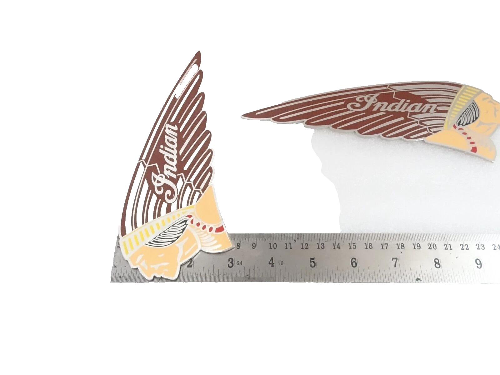 BRASS EMBLEMS BADGES FITS TO VINTAGE EARLY INDIAN SCOUT FUEL PETROL TANK IN RED