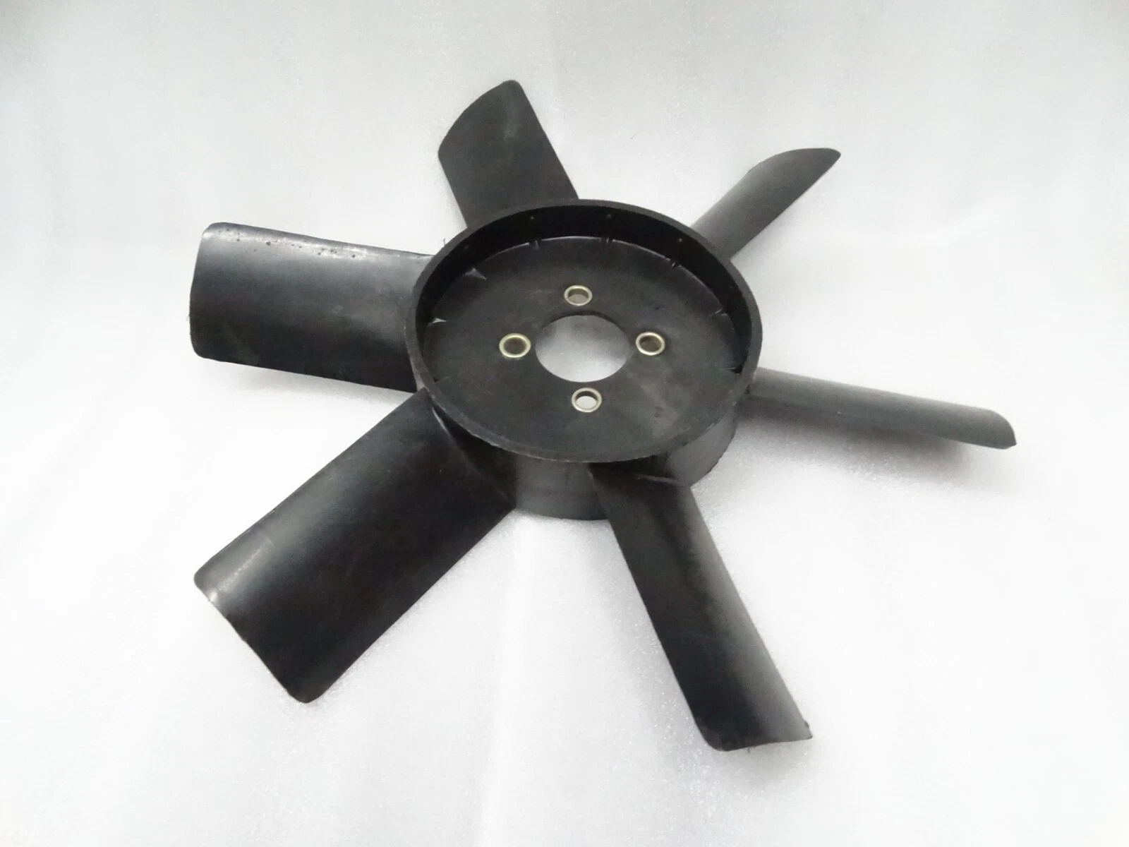 Radiator Engine Cooling 6 Blades Fan 15" Puller For Massey Ferguson Tractor