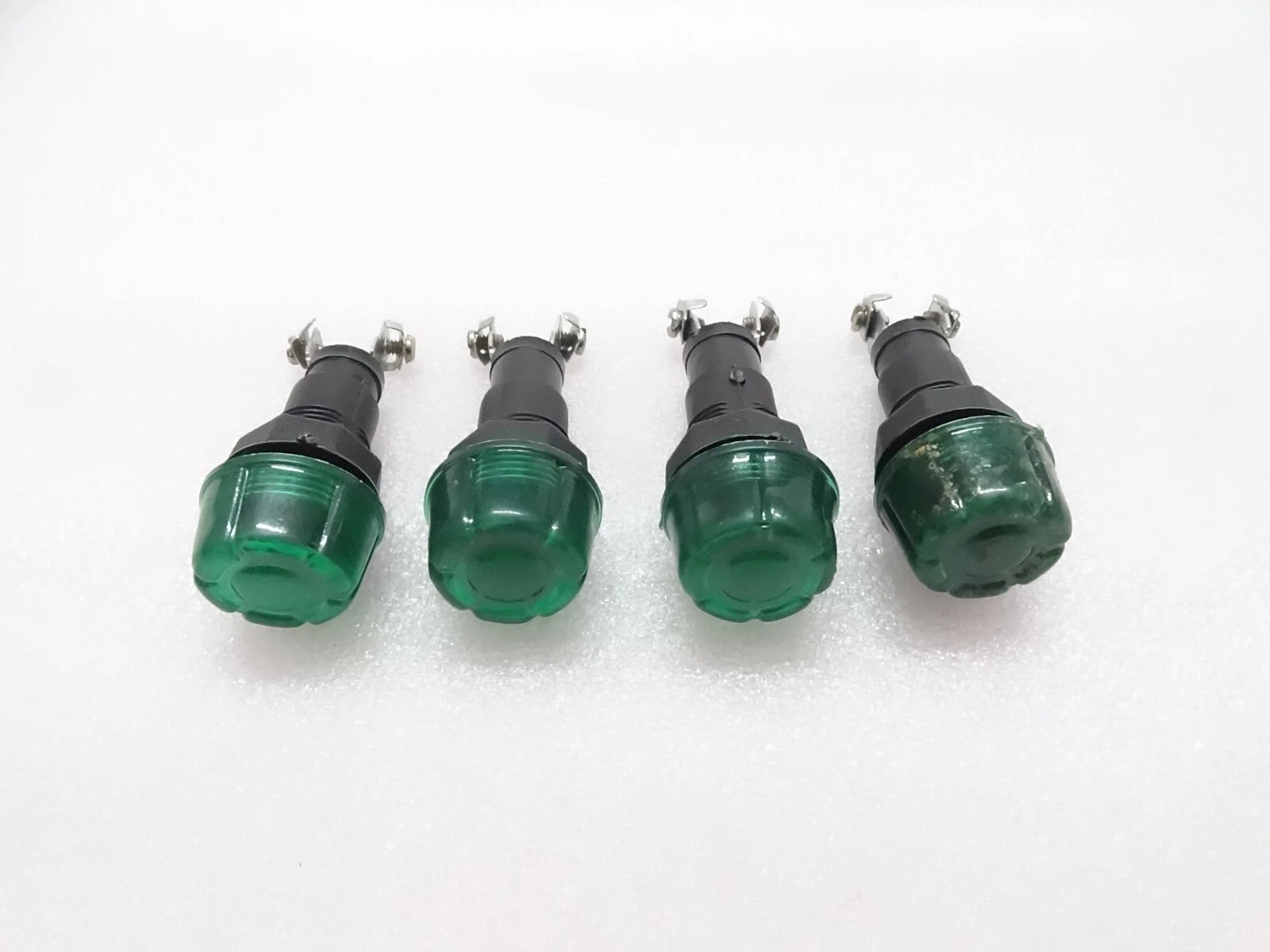 4x DASH CHARGING WARNING LIGHT LAMP 12V (Without Bulb) FIT Massey Ferguson Ford