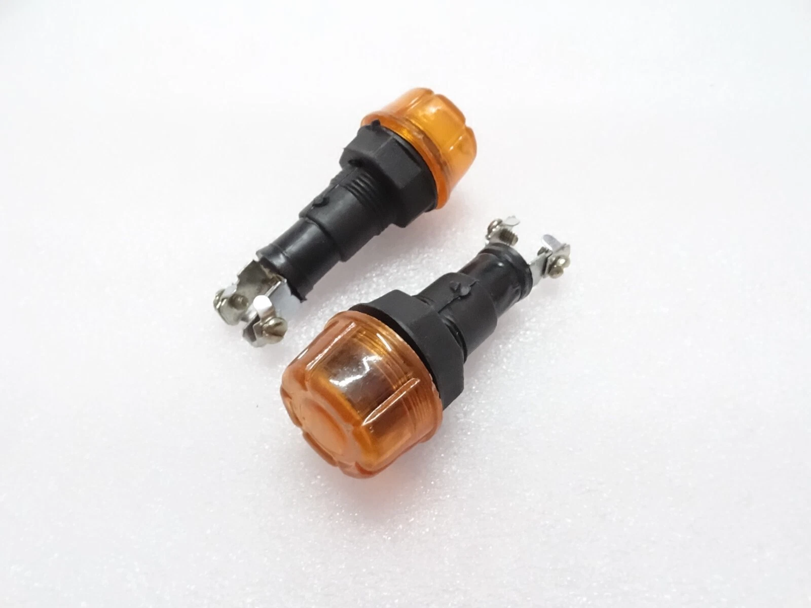 2x DASH CHARGING WARNING LIGHT LAMP 12V (Without Bulb) FIT Massey Ferguson Ford