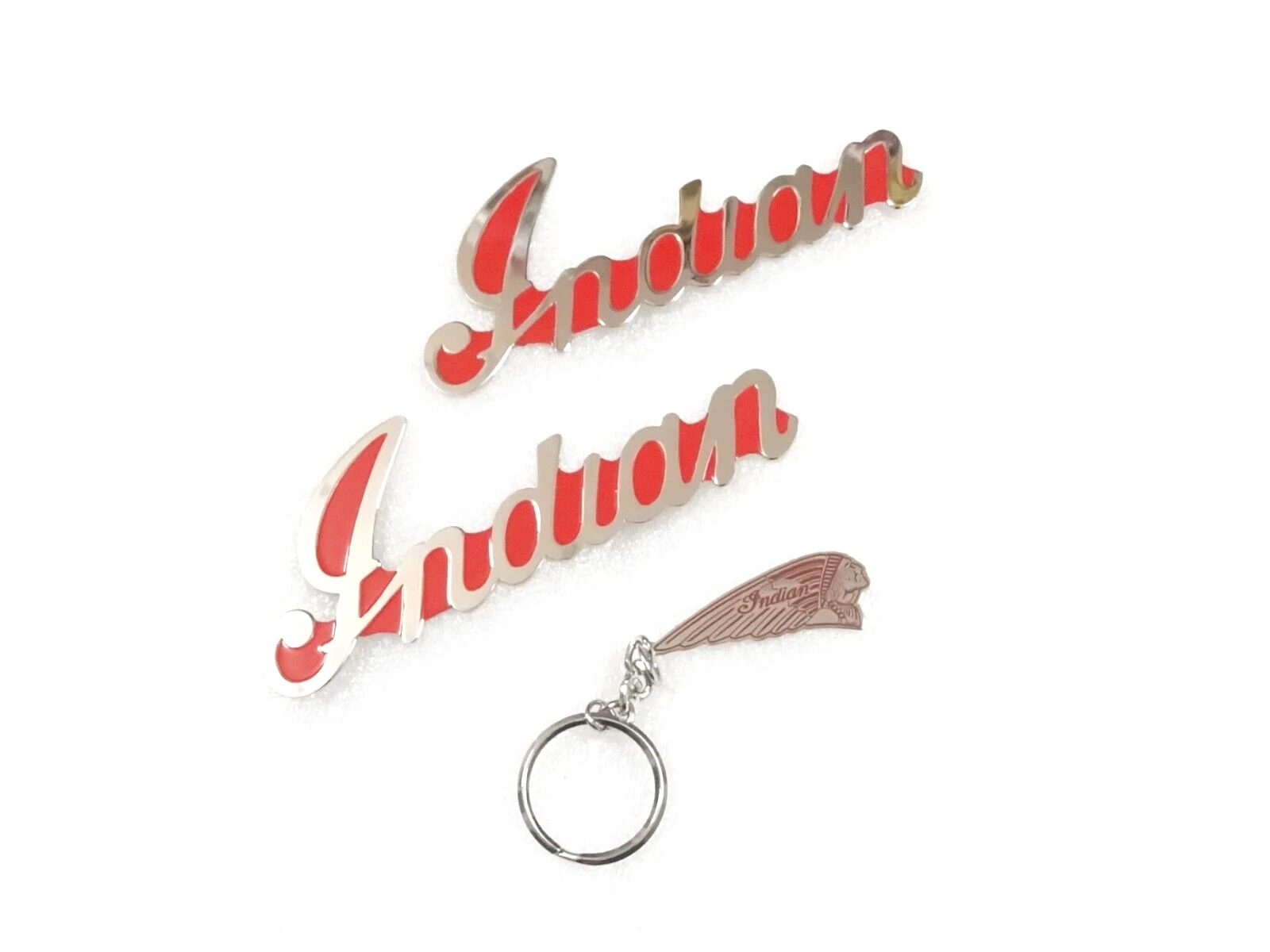 BADGES EMBLEM FOR INDIAN MOTORCYCLE PETROL/FUEL TANK RED (PAIR) + METAL KEYRING