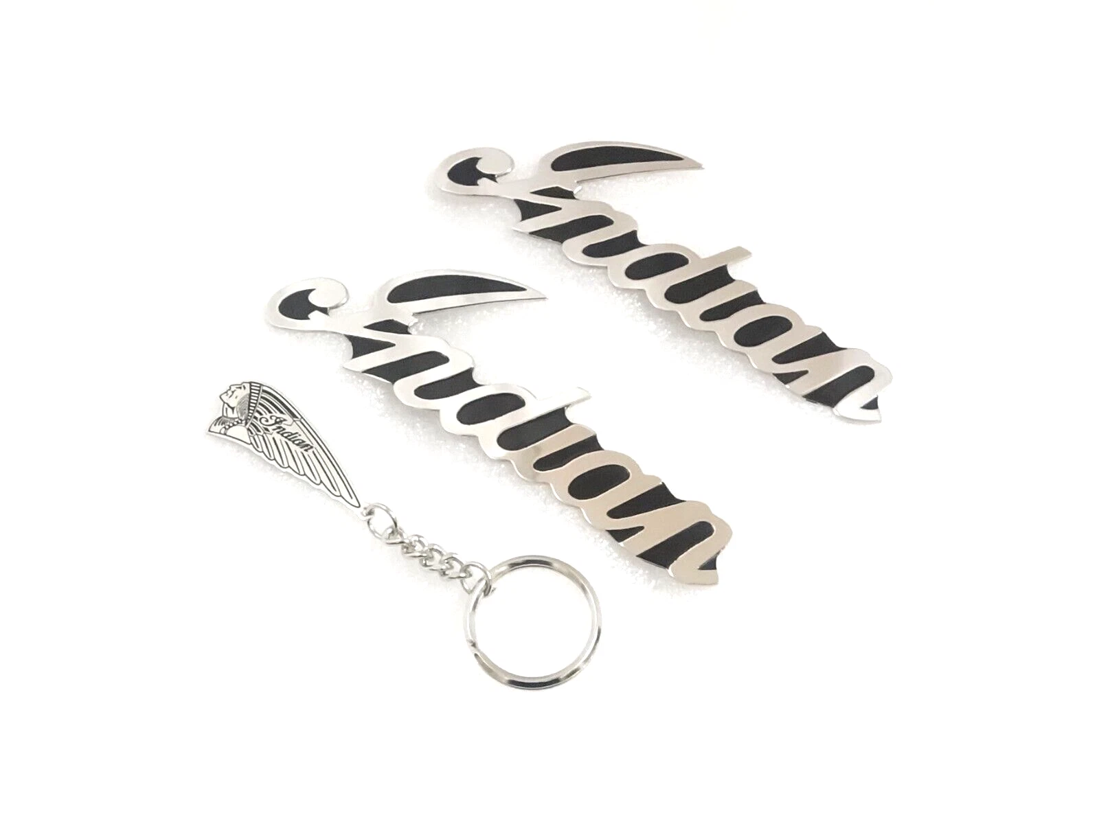 BADGES EMBLEMS FOR INDIAN MOTORCYCLE PETROL/FUEL TANK BLACK (PAIR)+METAL KEYRING