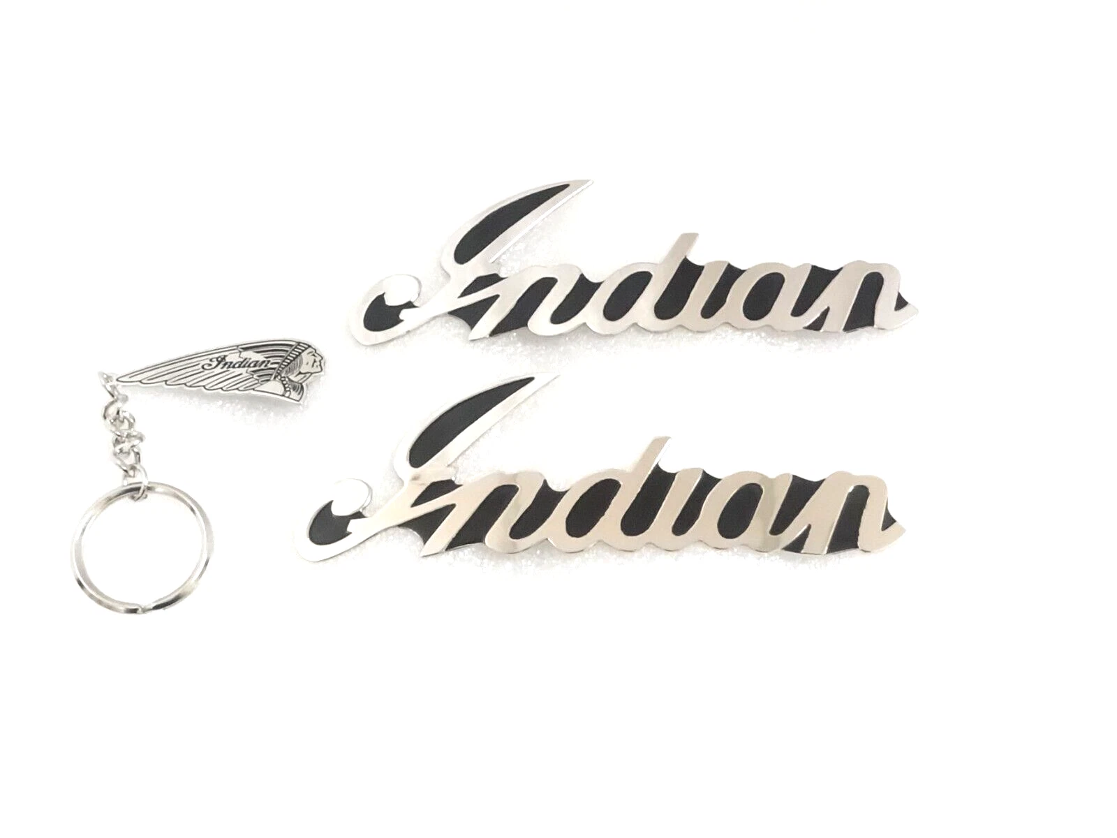 BADGES EMBLEMS FOR INDIAN MOTORCYCLE PETROL/FUEL TANK BLACK (PAIR)+METAL KEYRING