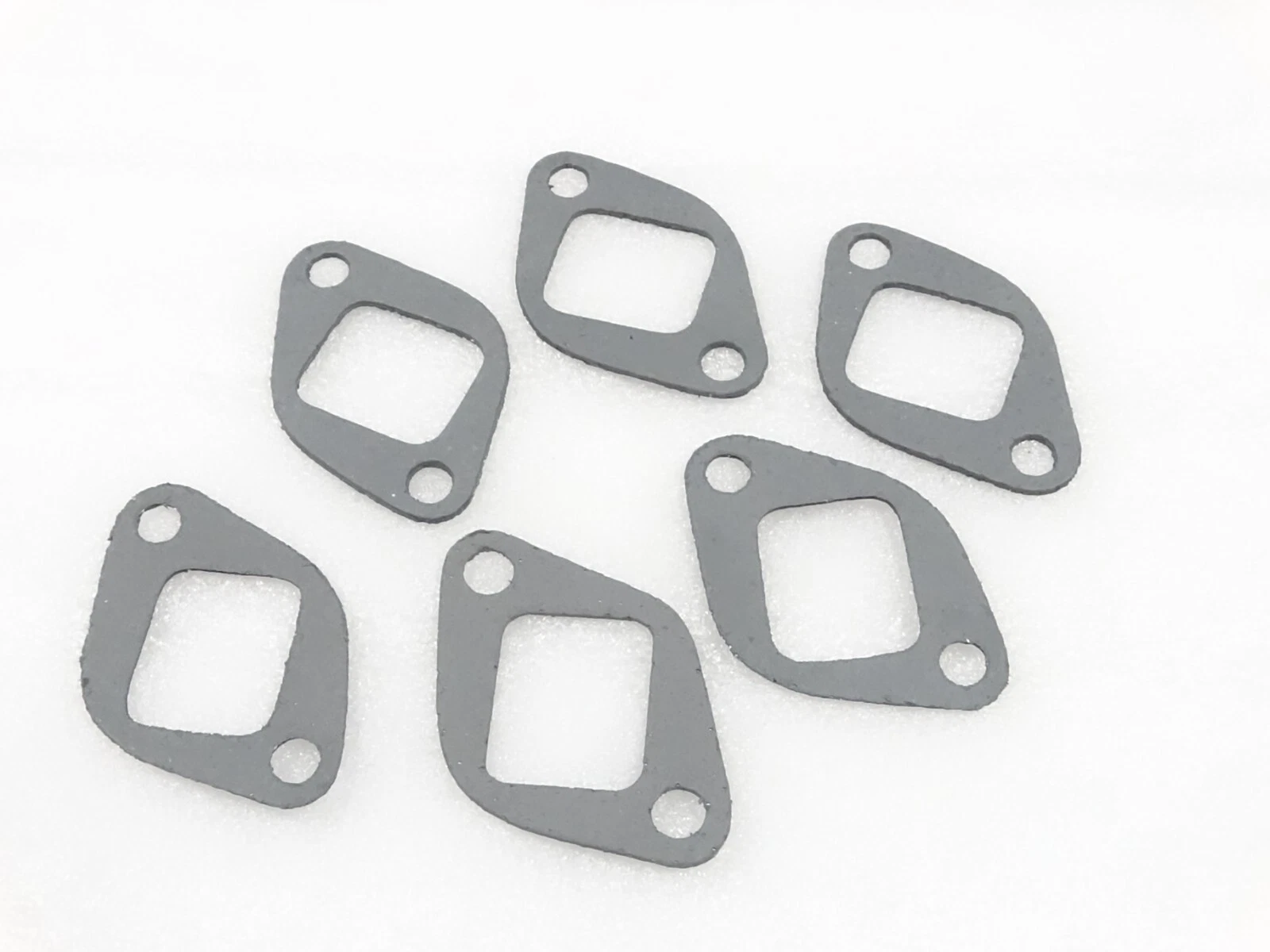 NEW It's free to sell on eBay Not available to Pro sellers Sell one like this Sell something else  Share 6x Diesel Exhaust Manifold Gasket For 4222050M1 Massey Ferguson 135 150 154