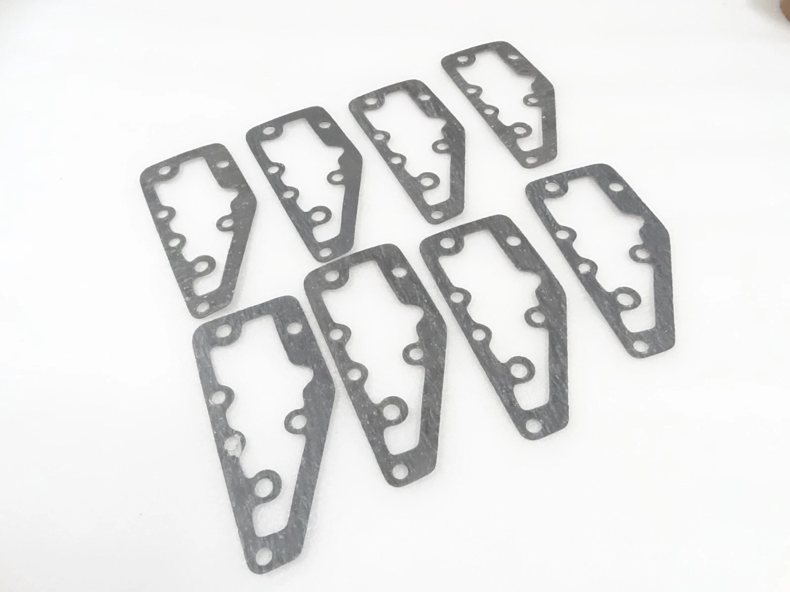 8x Thermostat Housing Gasket For Massey Ferguson 35 135 148 152 240 550 Tractor