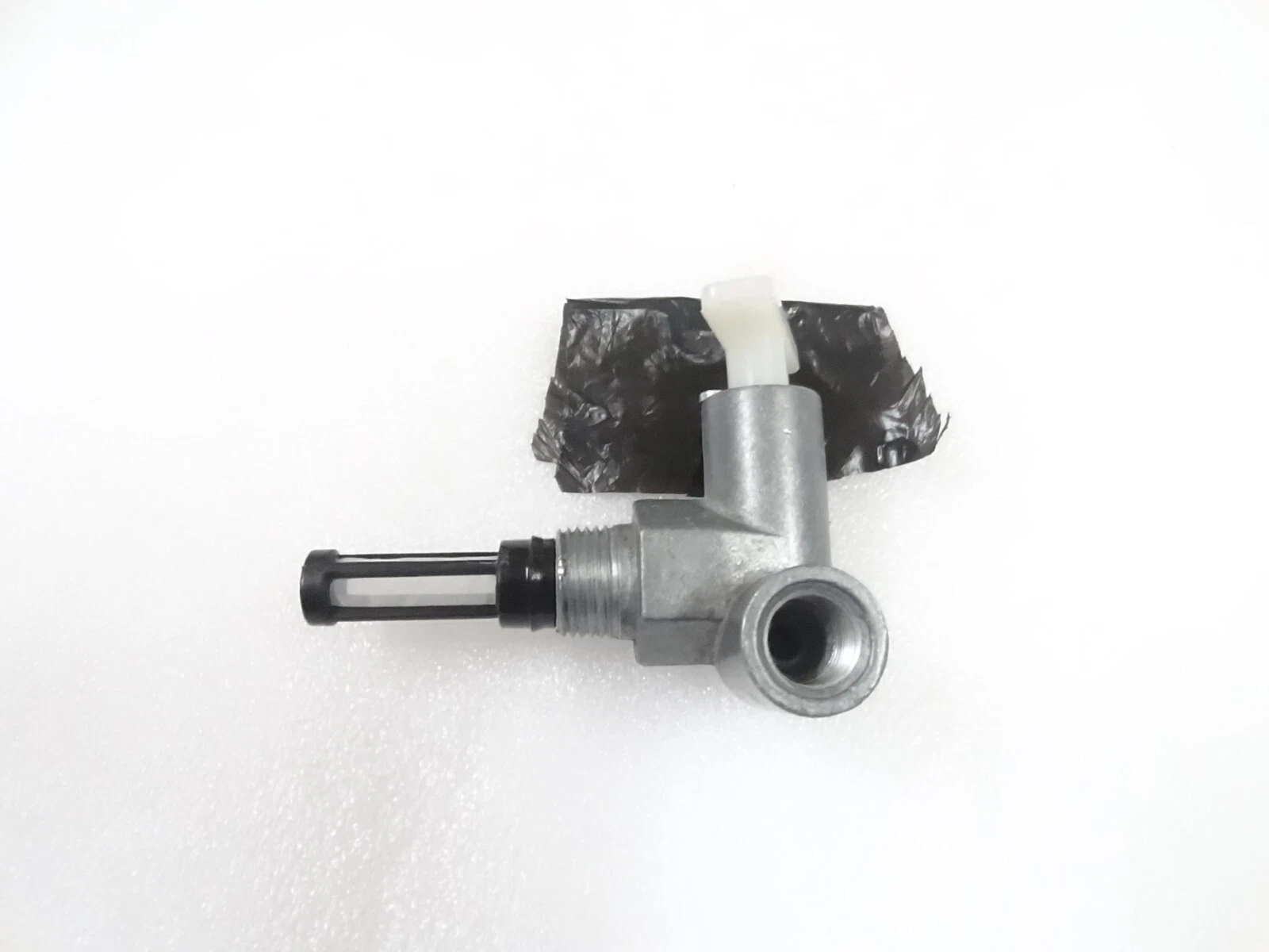 Fuel Tank Tap For Massey Ferguson 165 168 175 178 185 188 265S 270 271 #17-42