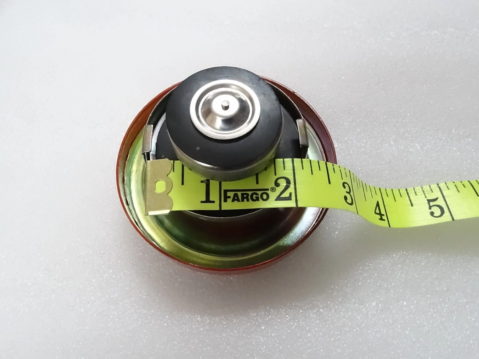 NEW It's free to sell on eBay Not available to Pro sellers Sell one like this Sell something else  Share Radiator Cap For Massey Ferguson 240 250 260 275 285 290 298 550 565 575 #18A3