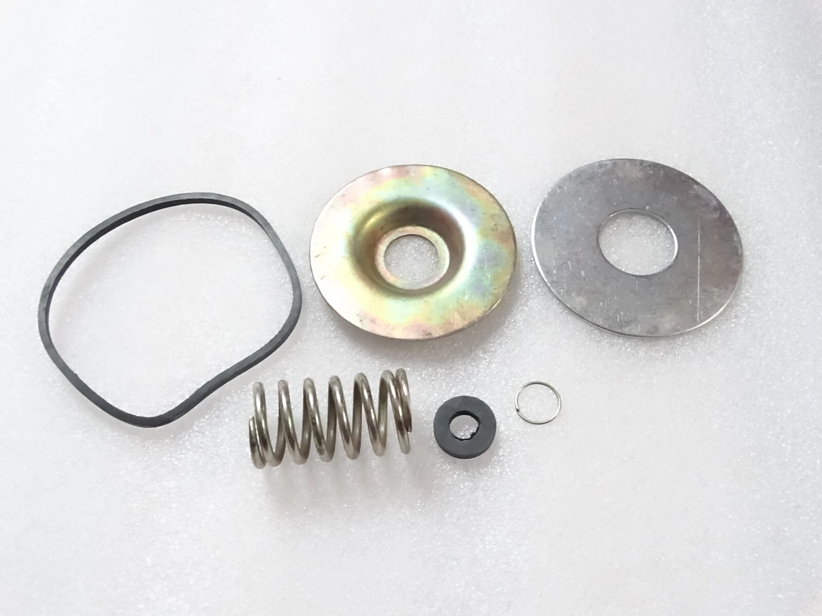 New Oil Filter Repair Kit Massey Ferguson 35 65 135 765 Tractors #18C12