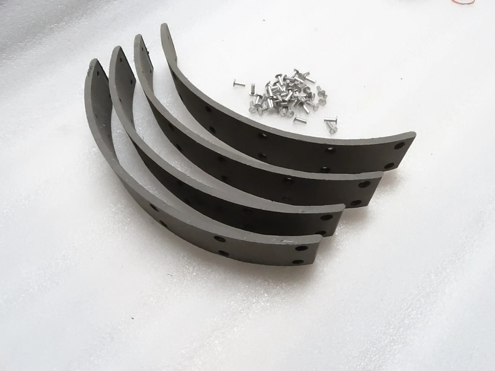 Brake Shoe Lining Kit With Rivets For Massey Ferguson 35 35x 135 240 Tractors