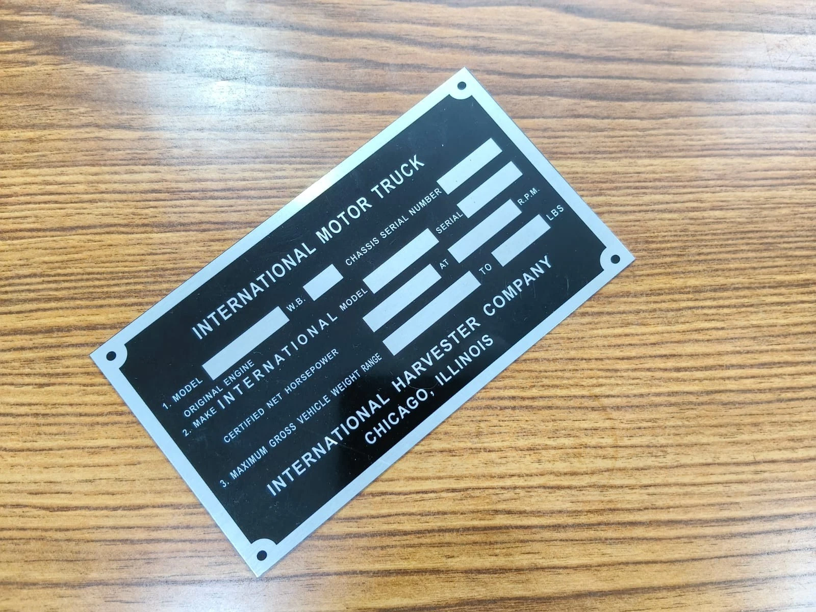 DATA PLATE FITS TO INTERNATIONAL HARVESTER R-SERIES TRUCK 1953 #V507-9