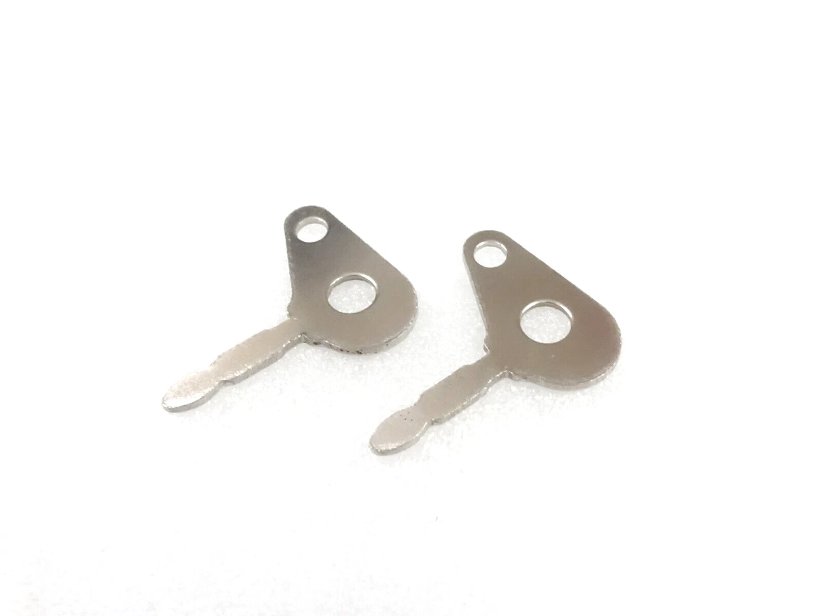 2x Ignition Switch Key For Massey Ferguson Tractor MF 35 35X 65 135 165 175 185